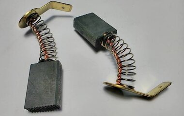 Графитовая щетка 6х13.5х20
